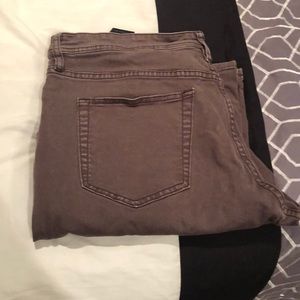 Relaxed straight jeans